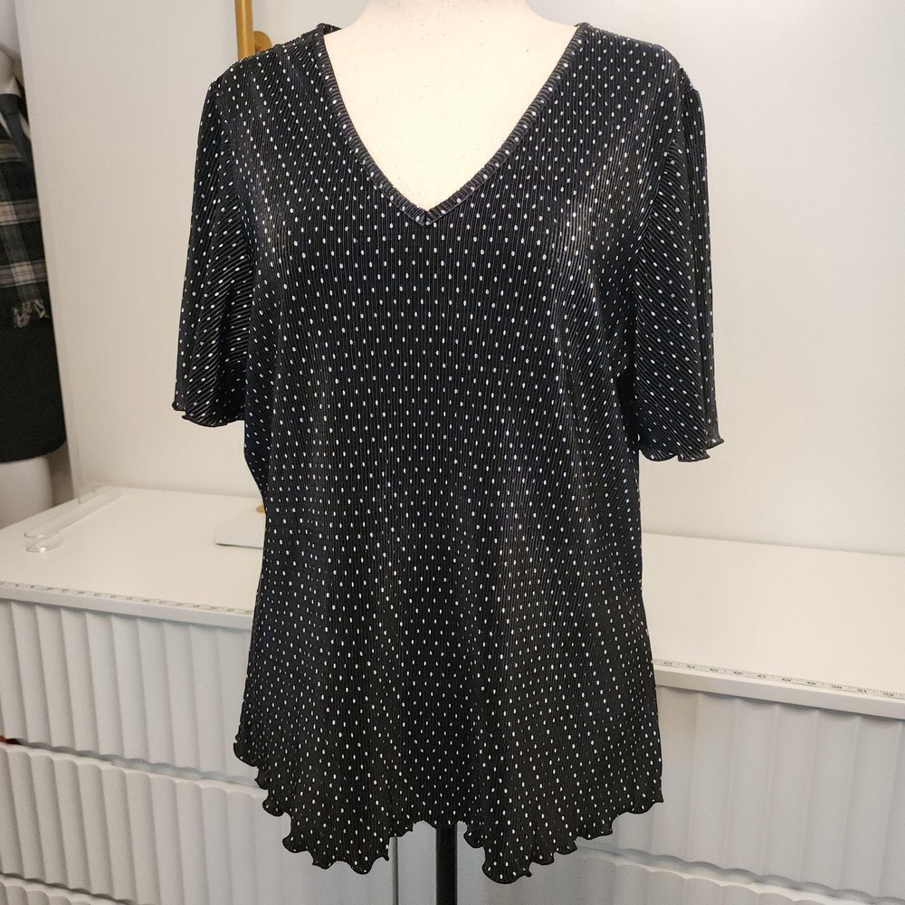 2X Vintage Classic Polka Dot Short Sleeve Slimming Top, Size 2X